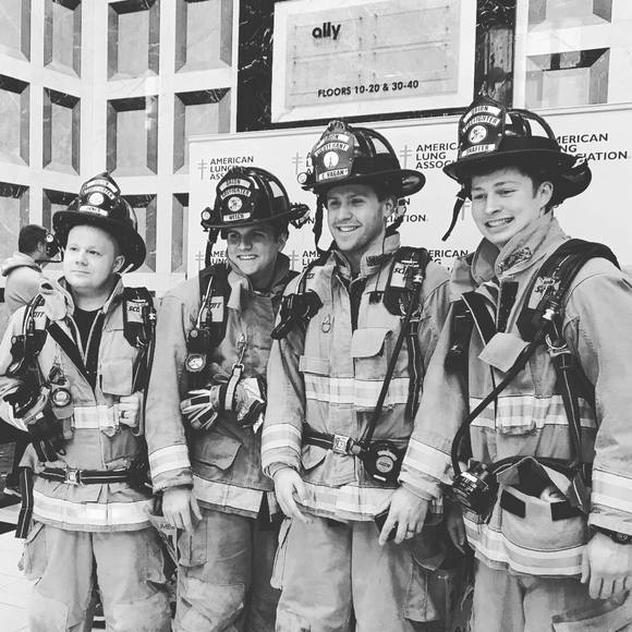 Meet your Posher, Chris - Picture 1 of 1